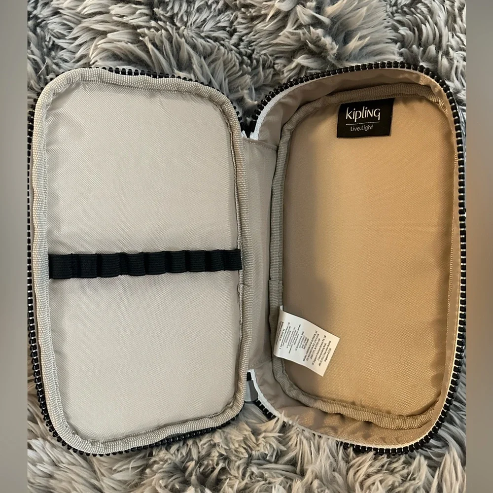 Kipling 50 Pens - Picture 2 of 3